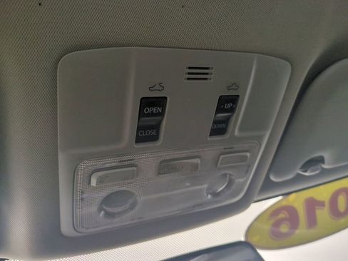 Used 2016 Toyota Corolla S image 21