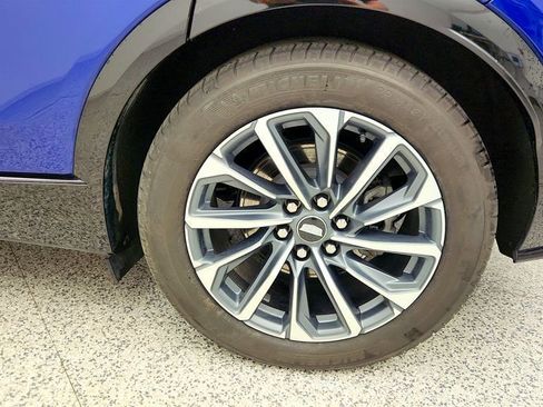 Used 2024 Cadillac Lyriq Sport image 9