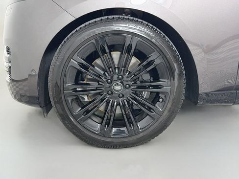 Certified 2025 Land Rover Range Rover SE AWD/4WD image 35