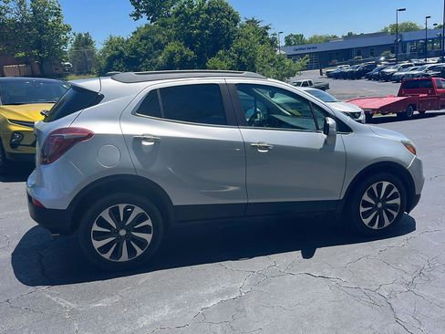 Used 2017 Buick Encore Essence FWD image 6