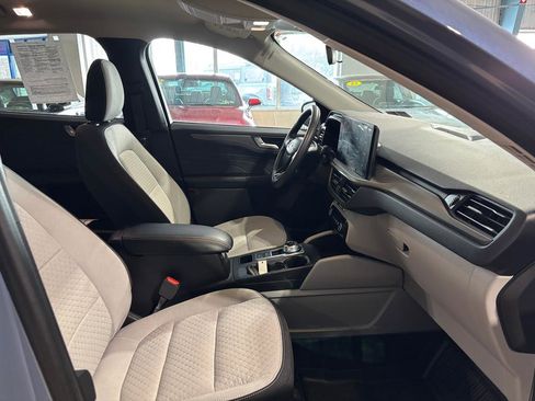 Used 2023 Ford Escape Active w/ Tech Pack #2 image 15