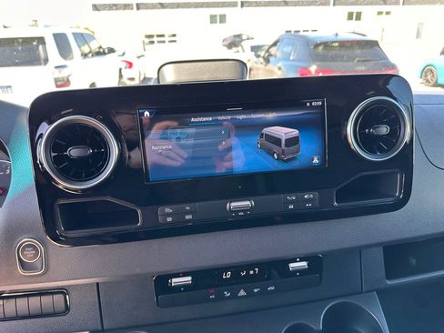 New 2025 Mercedes-Benz Sprinter 2500 image 17