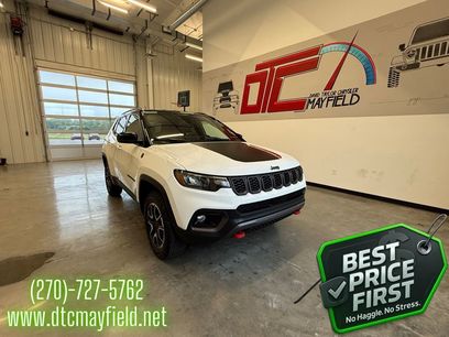Used 2025 Jeep Compass Trailhawk