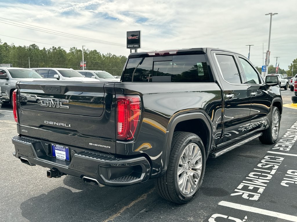 Used 2021 GMC Sierra 1500 Denali w/ Denali Ultimate Package AWD/4WD image 7