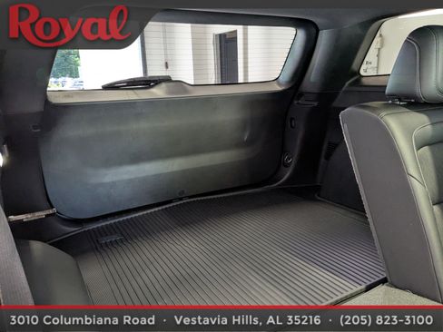 Used 2026 Chevrolet Equinox LT w/ Convenience Package II image 11