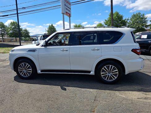 Certified 2023 Nissan Armada SL w/ Captain's Chairs Package AWD/4WD image 4