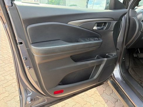 Used 2021 Honda Passport Sport image 8