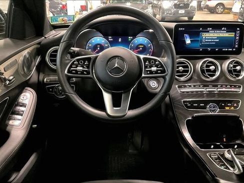 Used 2019 Mercedes-Benz C 300 4MATIC Sedan image 5