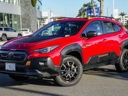 Used 2026 Subaru Crosstrek 2.5i Wilderness w/ Crosstrek Mirror Package AWD/4WD image 1