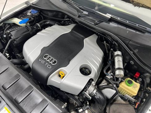Used 2015 Audi Q7 TDI Premium Plus w/ Premium Plus Package AWD/4WD image 33