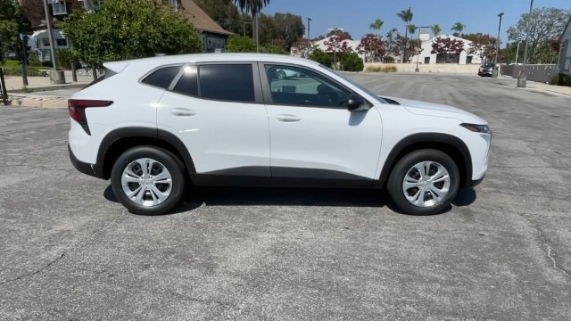 New 2026 Chevrolet Trax LS w/ Driver Confidence Package FWD image 30