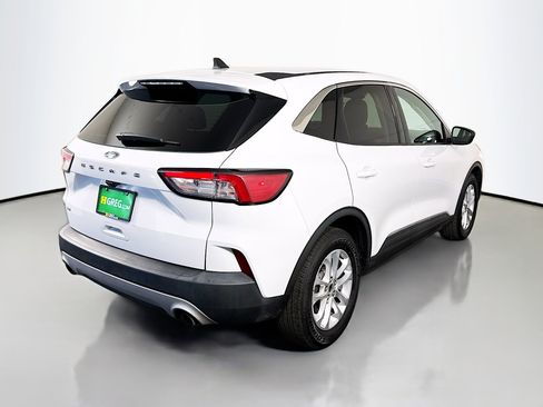 Used 2022 Ford Escape SE image 10