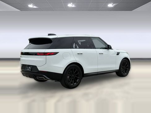 Certified 2025 Land Rover Range Rover Sport SE AWD/4WD image 9