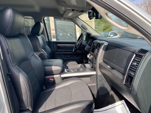 Used 2017 RAM 1500 Sport image 31