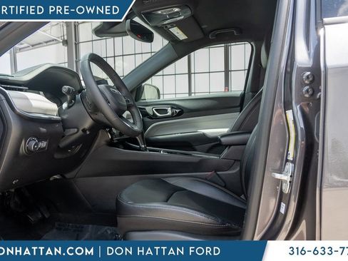 Used 2024 Jeep Compass Limited AWD/4WD image 3