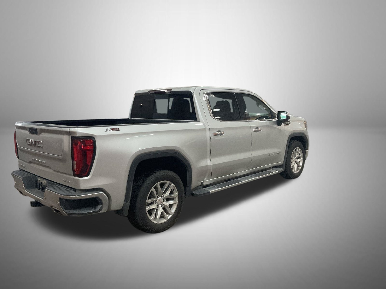 Used 2020 GMC Sierra 1500 SLT w/ SLT Premium Plus Package AWD/4WD image 3