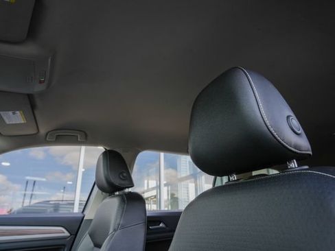 Used 2021 Volkswagen Atlas SE w/ Towing Package AWD/4WD image 21