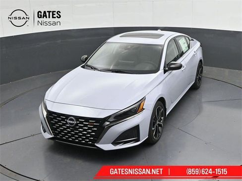 New 2025 Nissan Altima 2.5 SR image 52