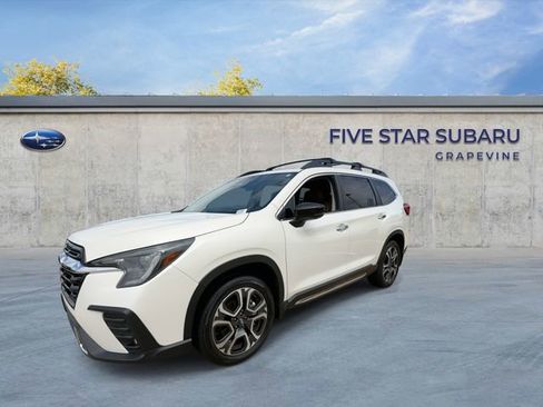 Used 2025 Subaru Ascent Touring AWD/4WD image 4