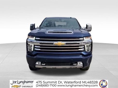 Certified 2022 Chevrolet Silverado 2500 High Country AWD/4WD image 3