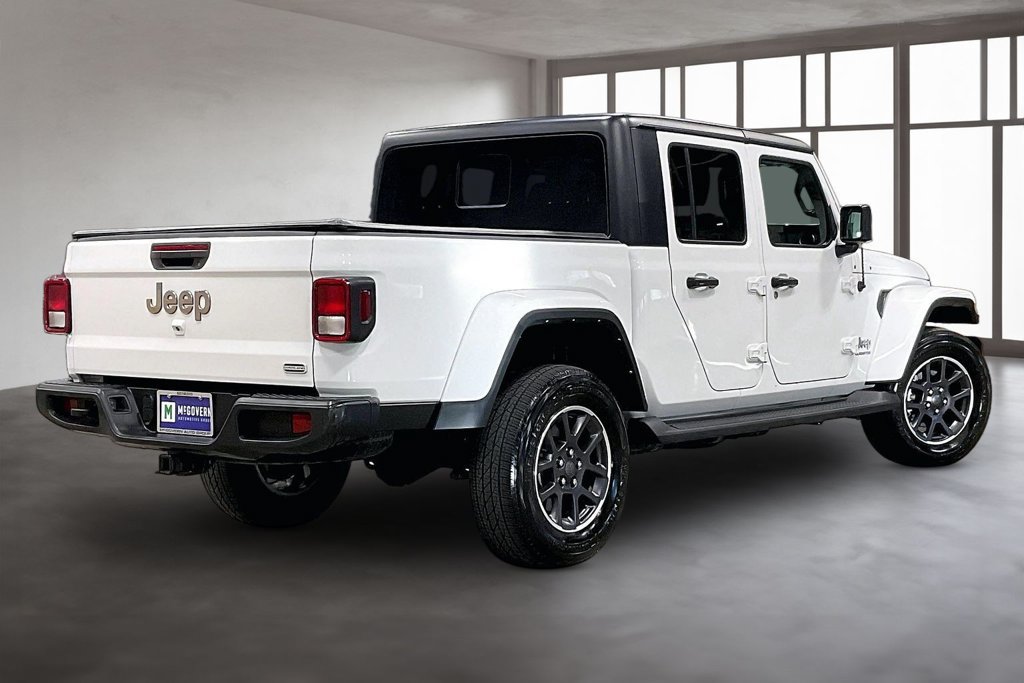 Used 2022 Jeep Gladiator Overland w/ Popular Equipment Package AWD/4WD image 6