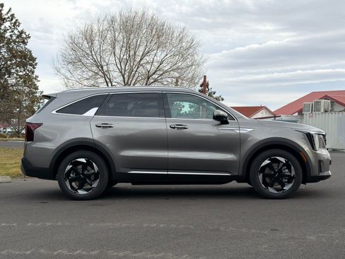 New 2026 Kia Sorento EX w/ EX Premium Package AWD/4WD image 3