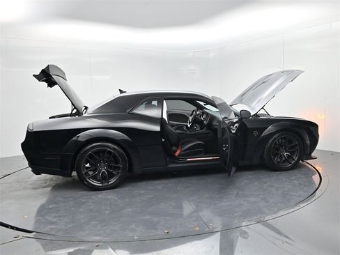 Used 2019 Dodge Challenger SRT Hellcat w/ Widebody Package image 52