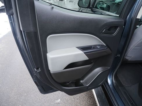 Used 2019 Chevrolet Colorado W/T w/ WT Convenience Package image 17