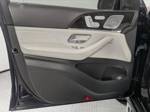 Used 2020 Mercedes-Benz GLS 450 4MATIC image 13