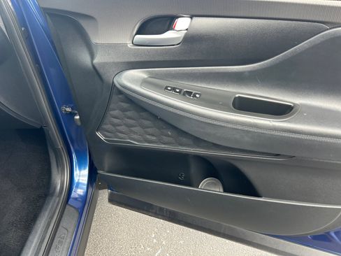 Used 2019 Hyundai Santa Fe SE FWD image 16