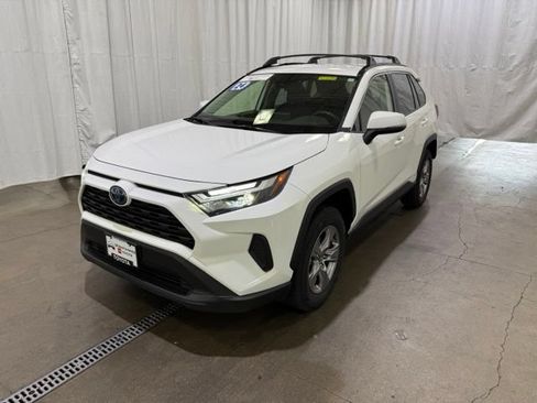 Certified 2024 Toyota RAV4 LE AWD/4WD image 8