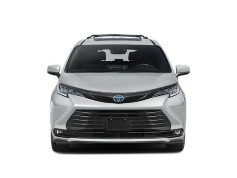 New 2026 Toyota Sienna XLE Woodland Edition AWD/4WD image 7