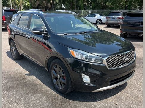 Used 2017 Kia Sorento SX FWD image 1