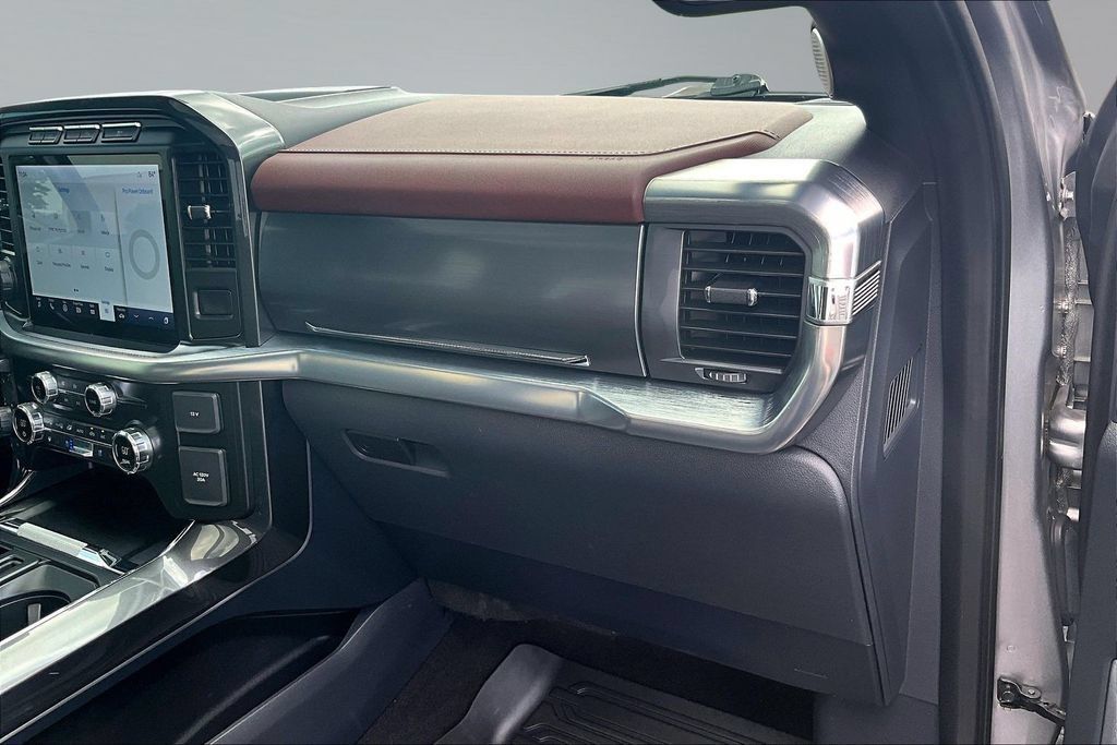 Used 2021 Ford F150 Lariat w/ Equipment Group 502A High AWD/4WD image 17