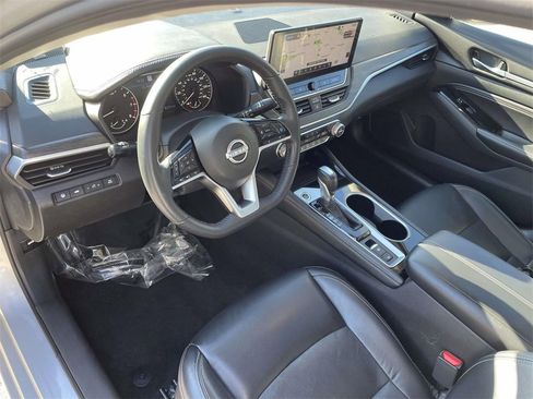 Used 2023 Nissan Altima 2.5 SL image 13