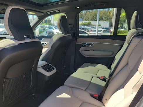 New 2026 Volvo XC90 B5 Plus image 5