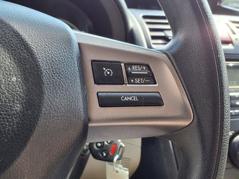 Used 2014 Subaru Crosstrek 2.0i Premium w/ Moonroof Package image 18