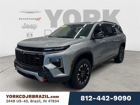 Used 2024 Chevrolet Traverse Z71 image 1