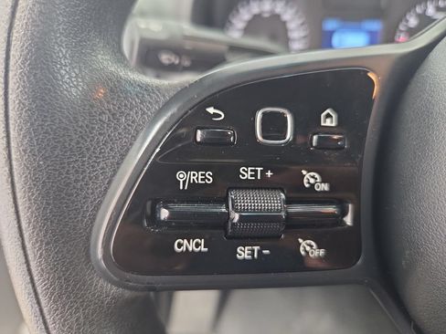 Used 2021 Mercedes-Benz Sprinter 2500 image 23