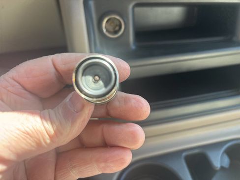 Used 2004 Chevrolet Suburban LS w/ Preferred Equipment Group image 44