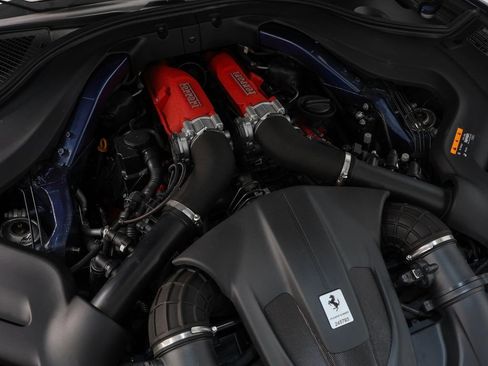 Certified 2019 Ferrari Portofino image 16