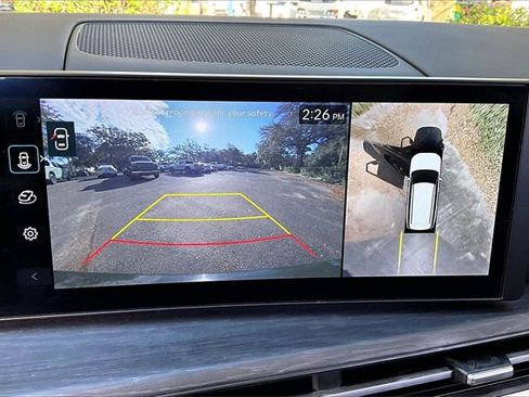 Used 2024 Hyundai Santa Fe Limited image 13