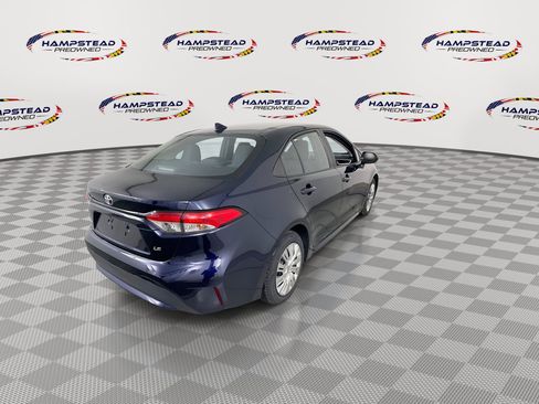 Used 2020 Toyota Corolla LE image 8