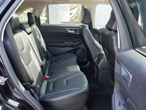 Used 2024 Ford Edge Titanium AWD/4WD image 9