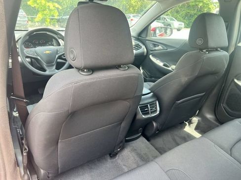 Used 2024 Chevrolet Malibu LT FWD image 36