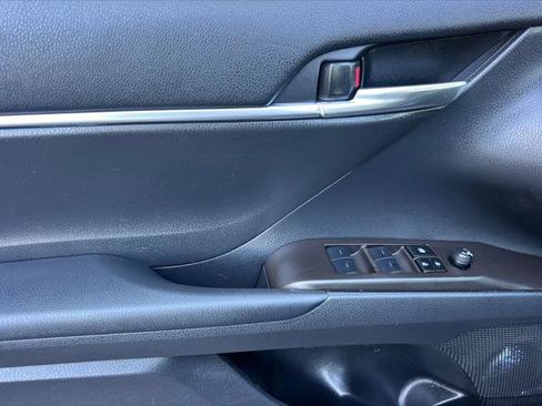 Certified 2024 Toyota Camry SE w/ Convenience Package image 12