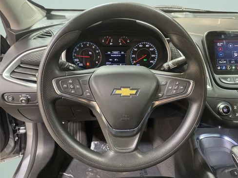 Used 2024 Chevrolet Malibu LT image 18