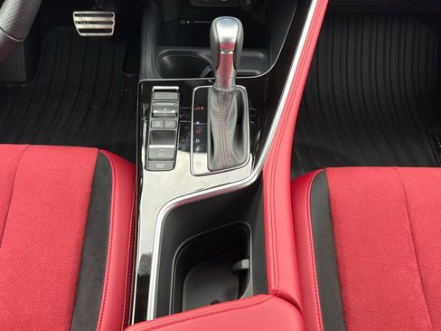 Used 2025 Acura ADX A-Spec image 17