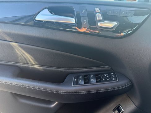 Used 2018 Mercedes-Benz GLE 350 image 10