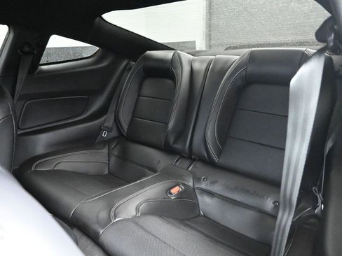 Used 2022 Ford Mustang Shelby GT500 w/ Technology Package RWD image 26